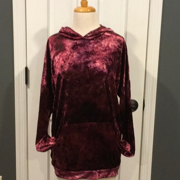 Luxe Berry Crushed Velvet Hoodie ❤️❤️❤️ - Picture 2 of 6
